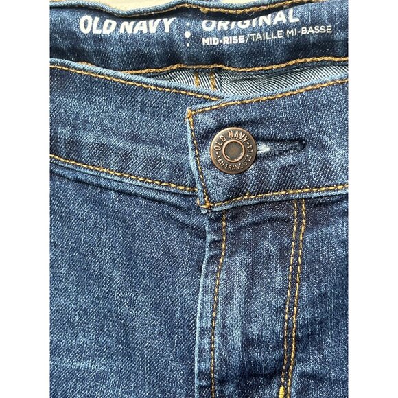 Old Navy Women’s 2 Short Mid Rise Straight Jeans - Picture 6 of 11